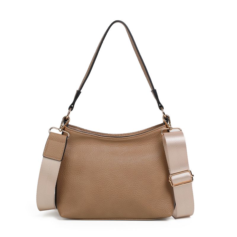 Himalaya soft bag beige - myk og tidløs veske i imitert skinn
