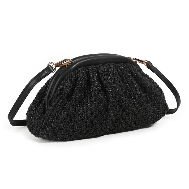 Idun flätad clutch - svart - elegant väska för vardag och fest