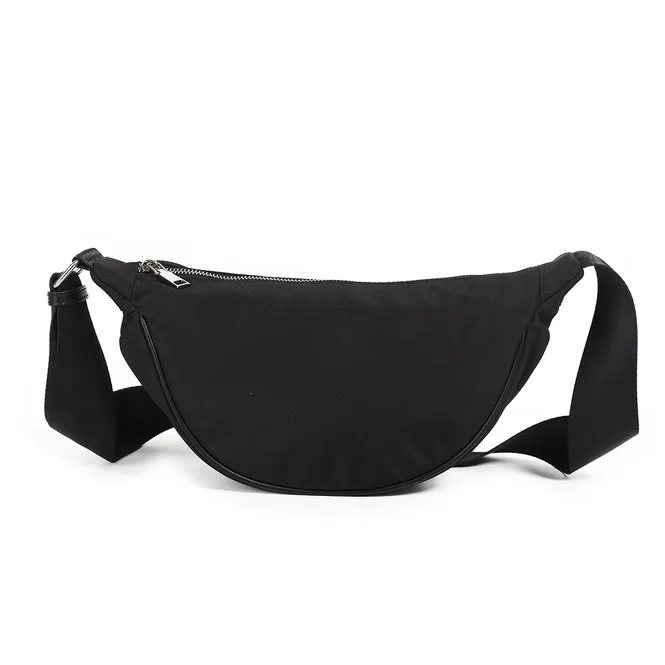 Hovedbilde Iben nylon bumbag - svart - lett og praktisk ...
