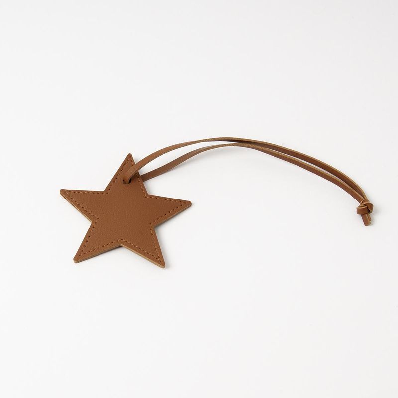 Väskadekoration STAR - cognac