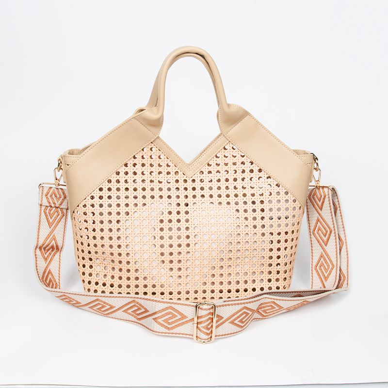 Inez shopper - beige - romslig og lett veske